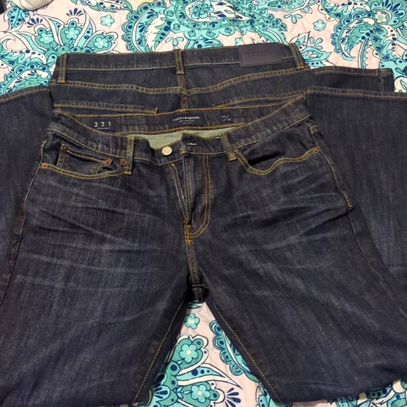 Lucky's - Picture 2 of 2